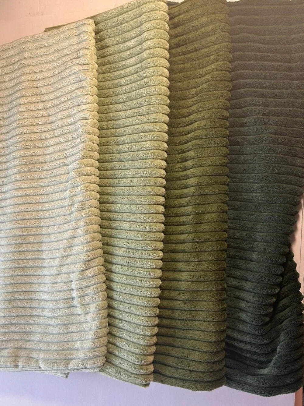 Set of 4 Green Ribbed Plush Throw Pillow Covers Ombre Shades ~17.5